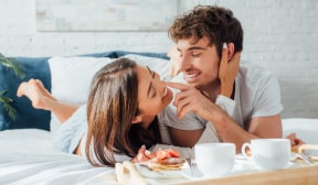 5 языков любви: как сохранить романтику в отношениях