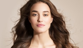 Какие неочевидные факторы усиливают женскую красоту?